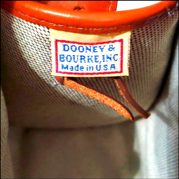 NWOT DOONEY & BOURKE CABRIO LEATHER DOT SHOULDER BAG - Picture 16 of 17
